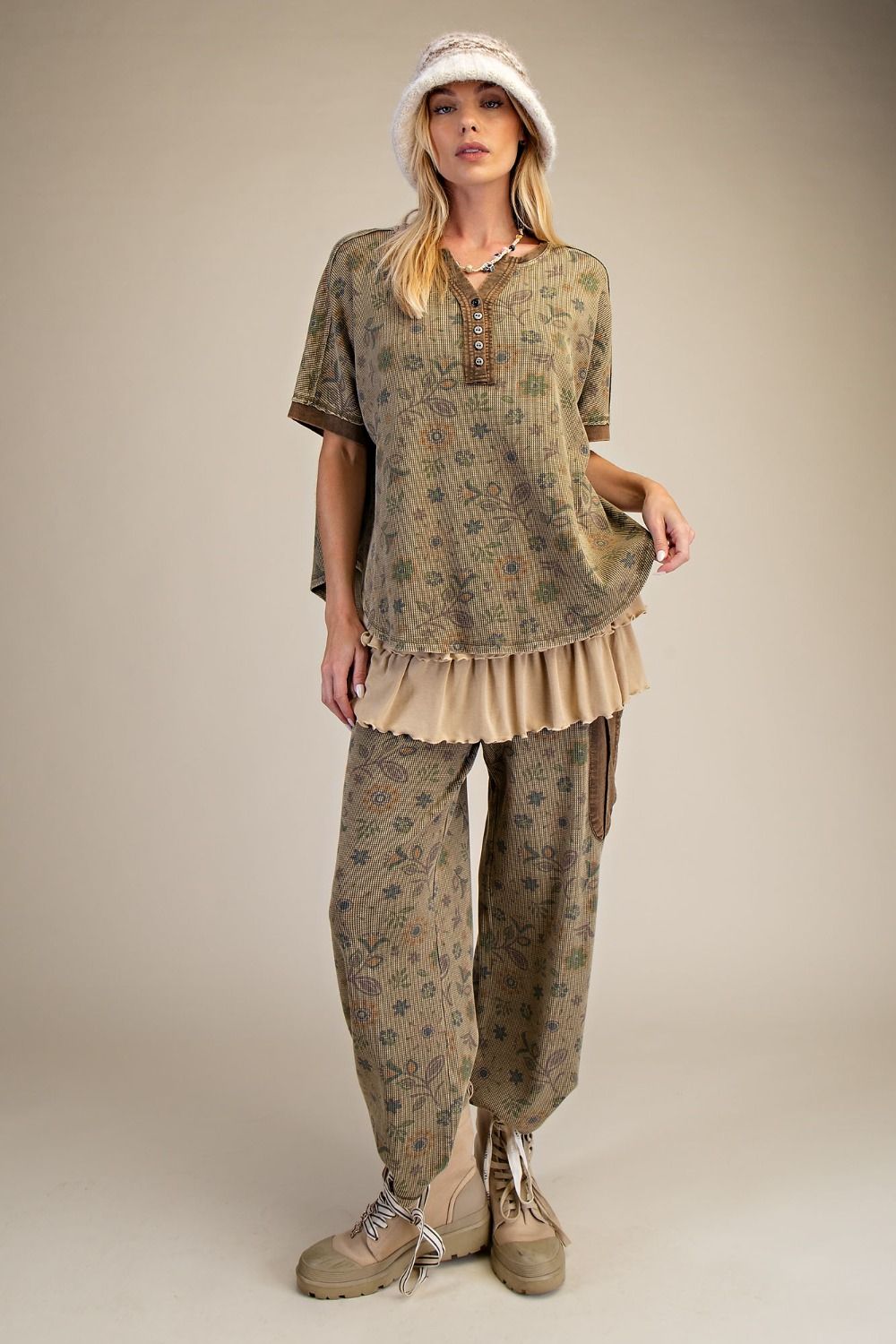 Signature Printed Washed Waffle Top (Olive)