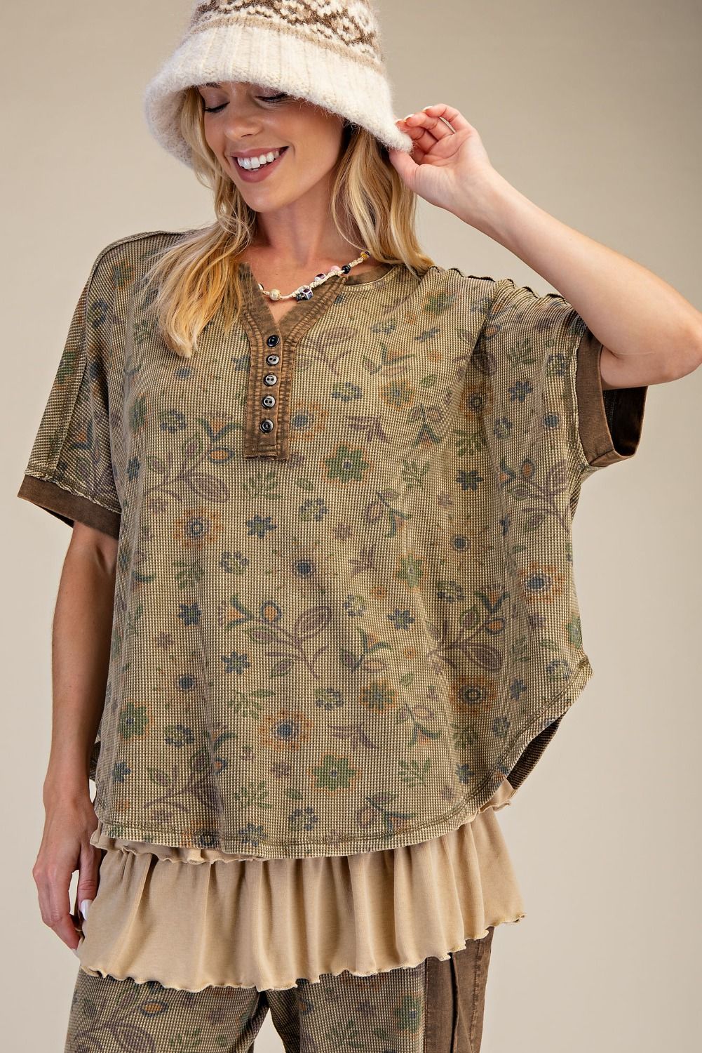 Signature Printed Washed Waffle Top (Olive)